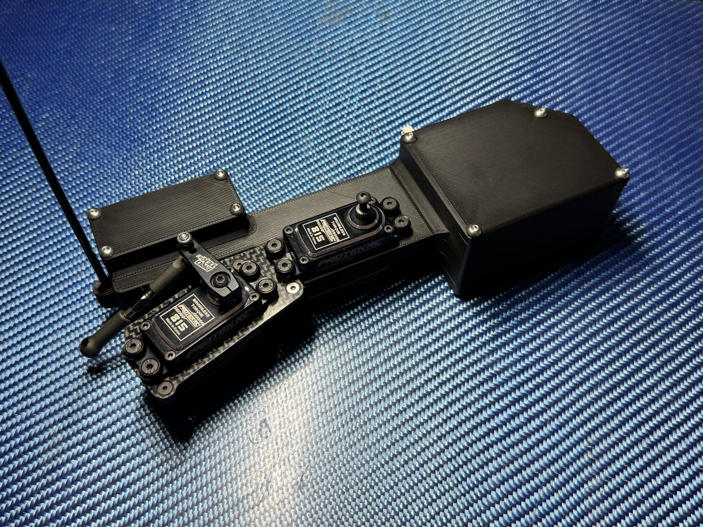 Factory Works RC8B4.1 Pro Radio Tray(FWB Chassis)